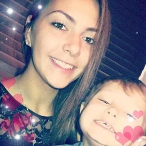 Meet your Posher, Alisha